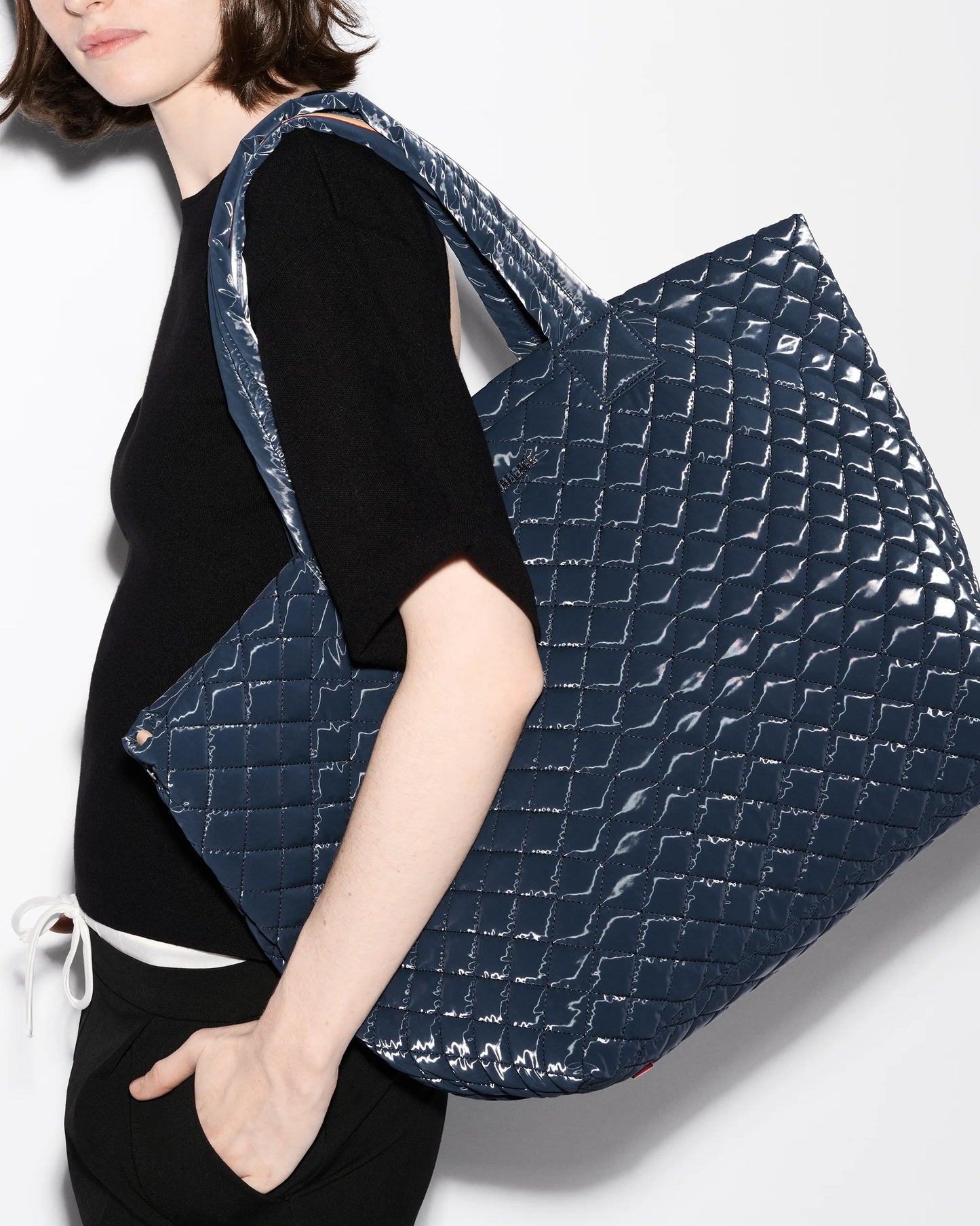 Metro Tote L - Ink Liquid