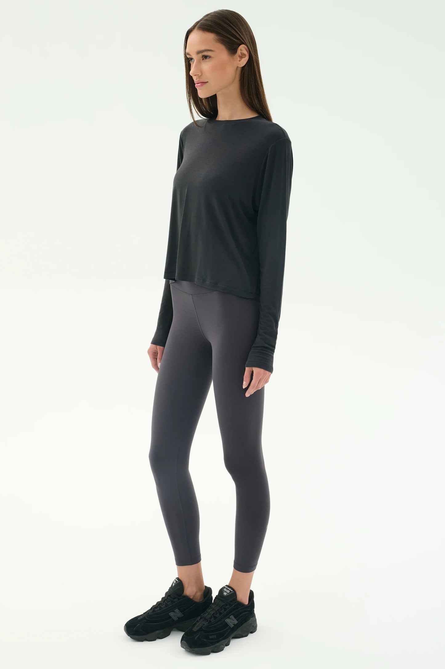 Djuna LS Tee - Graphite