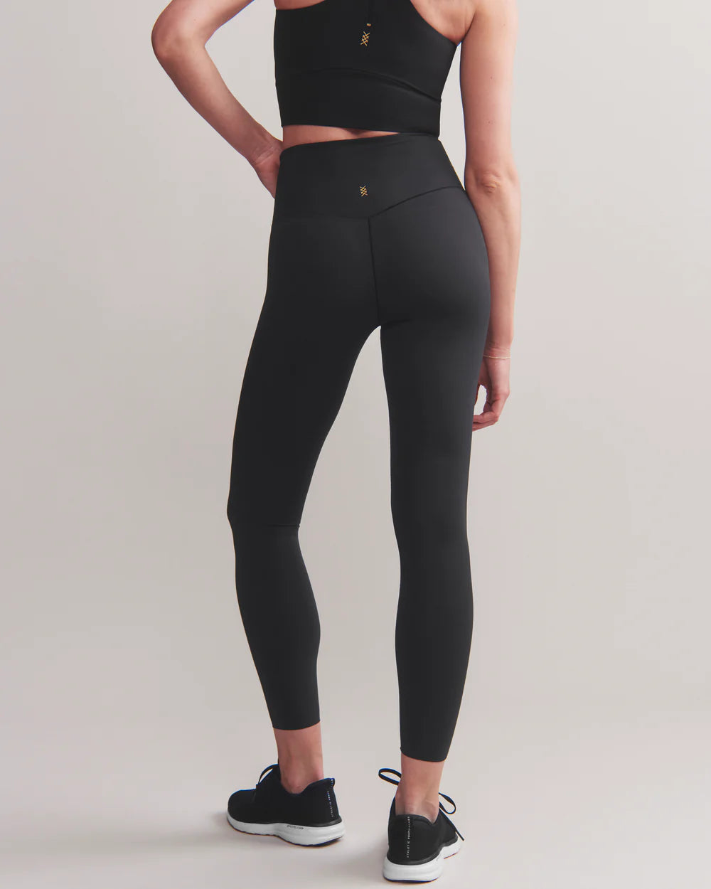 Revive Legging - Black