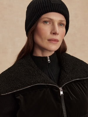 Evle Puffer Gilet - Black