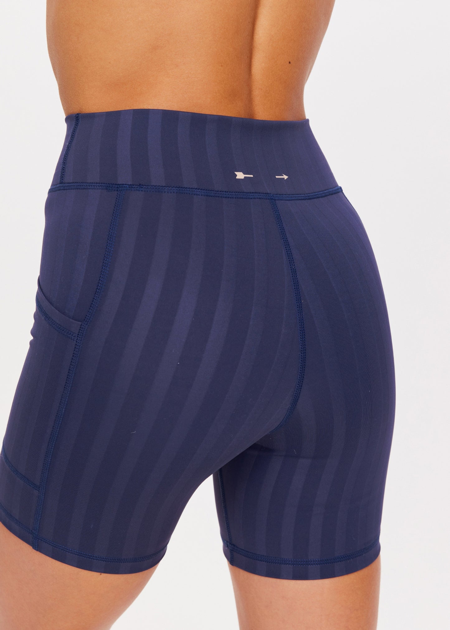 Wilde Pocket Short - Navy