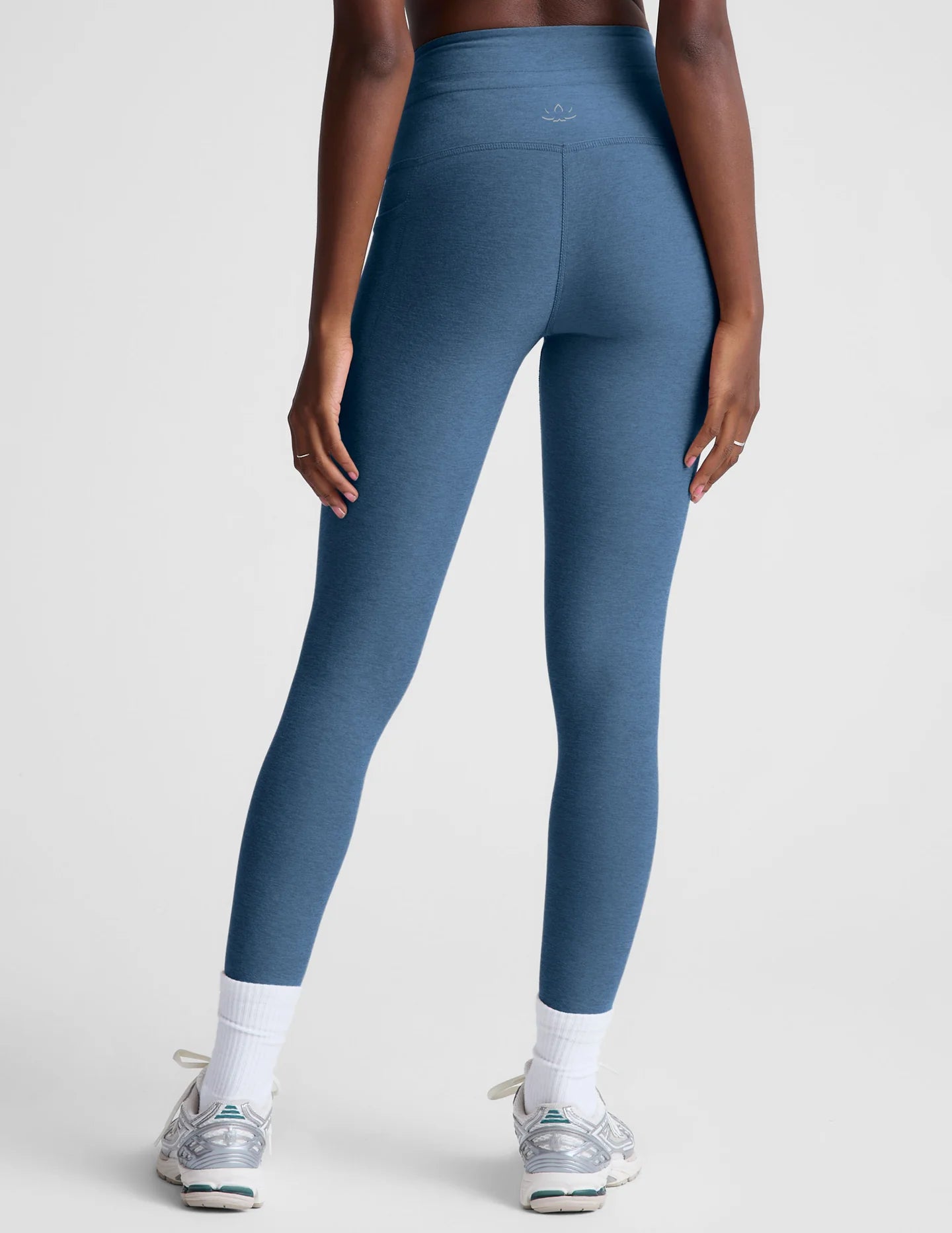 Go Pocket Legging - Washed Denim
