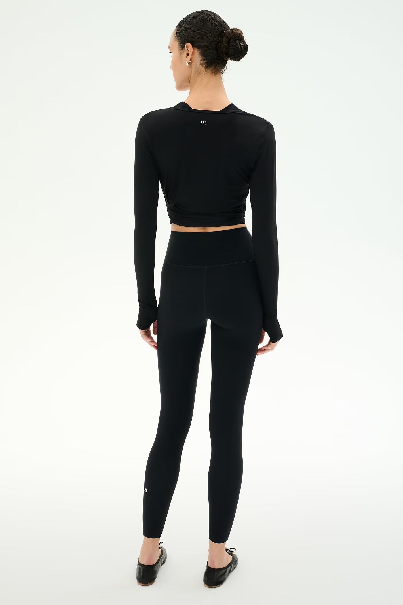 Bella Airweight Wrap - Black