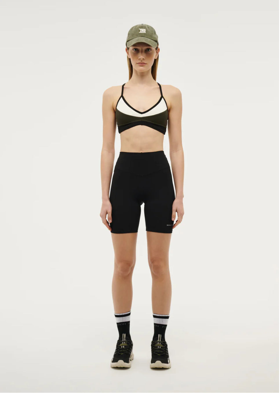 Signature 7’ Biker Short - Black