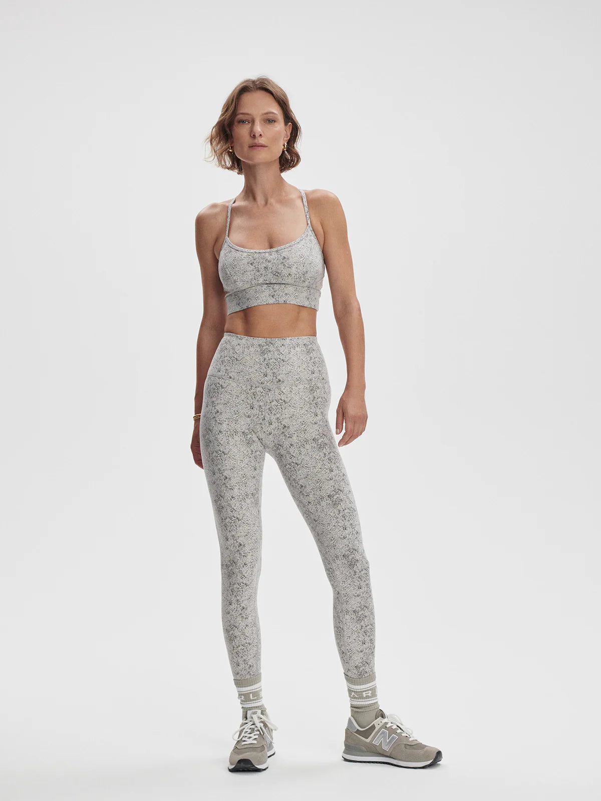 Move HW Legging - Ivory Textured Snake