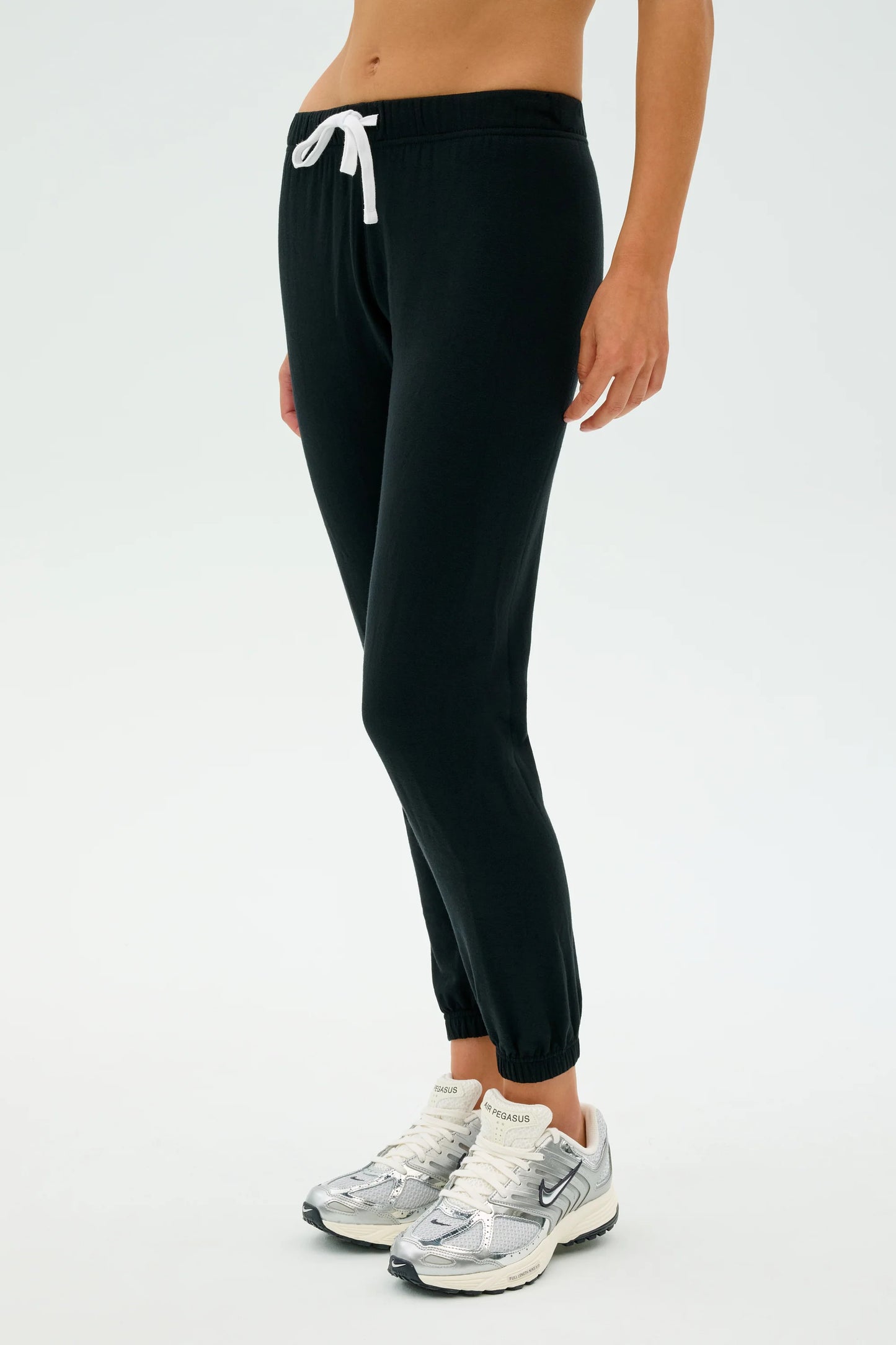Joan Sweatshirt/Sonja Pant - Black