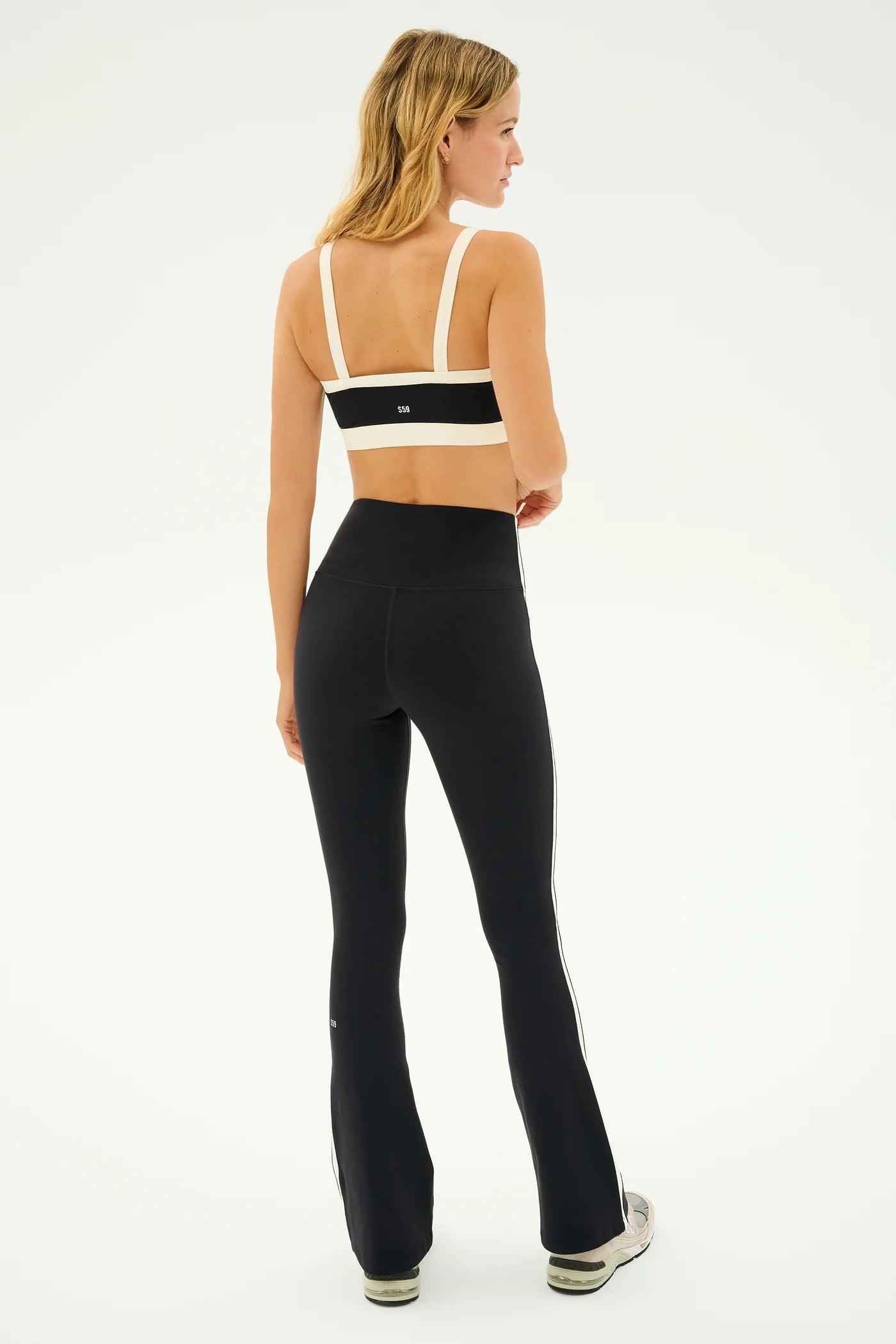 Raquel HW Flare 30 - Black/ Creme