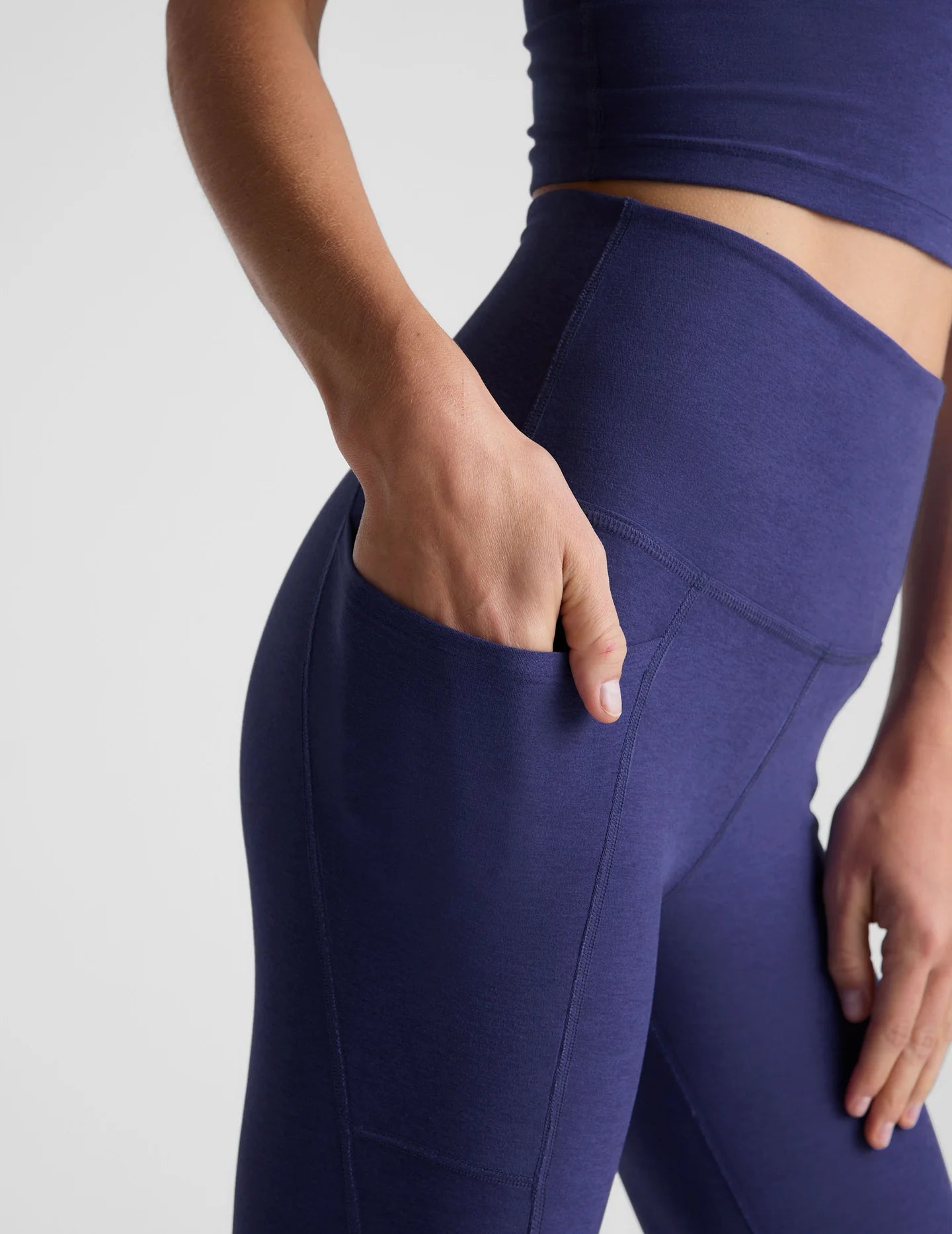 Out of Pocket HW Midi Legging - Eternal Blue
