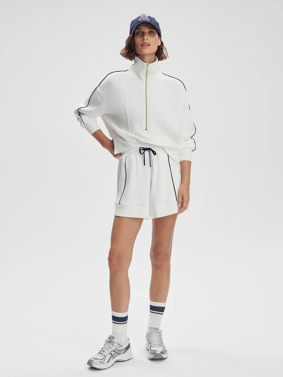 Davenport Half Zip/Barnes Short - White