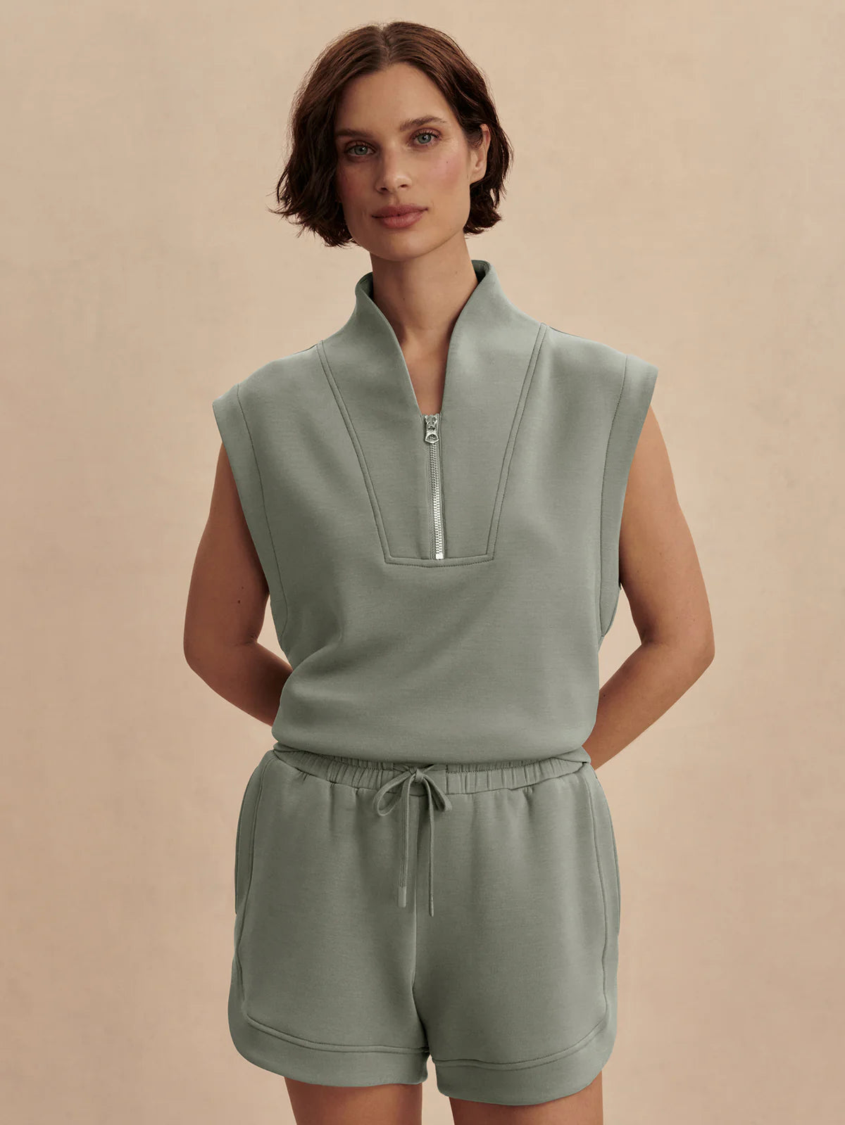 Loretta Half Zip/Ollie Short - Shadow