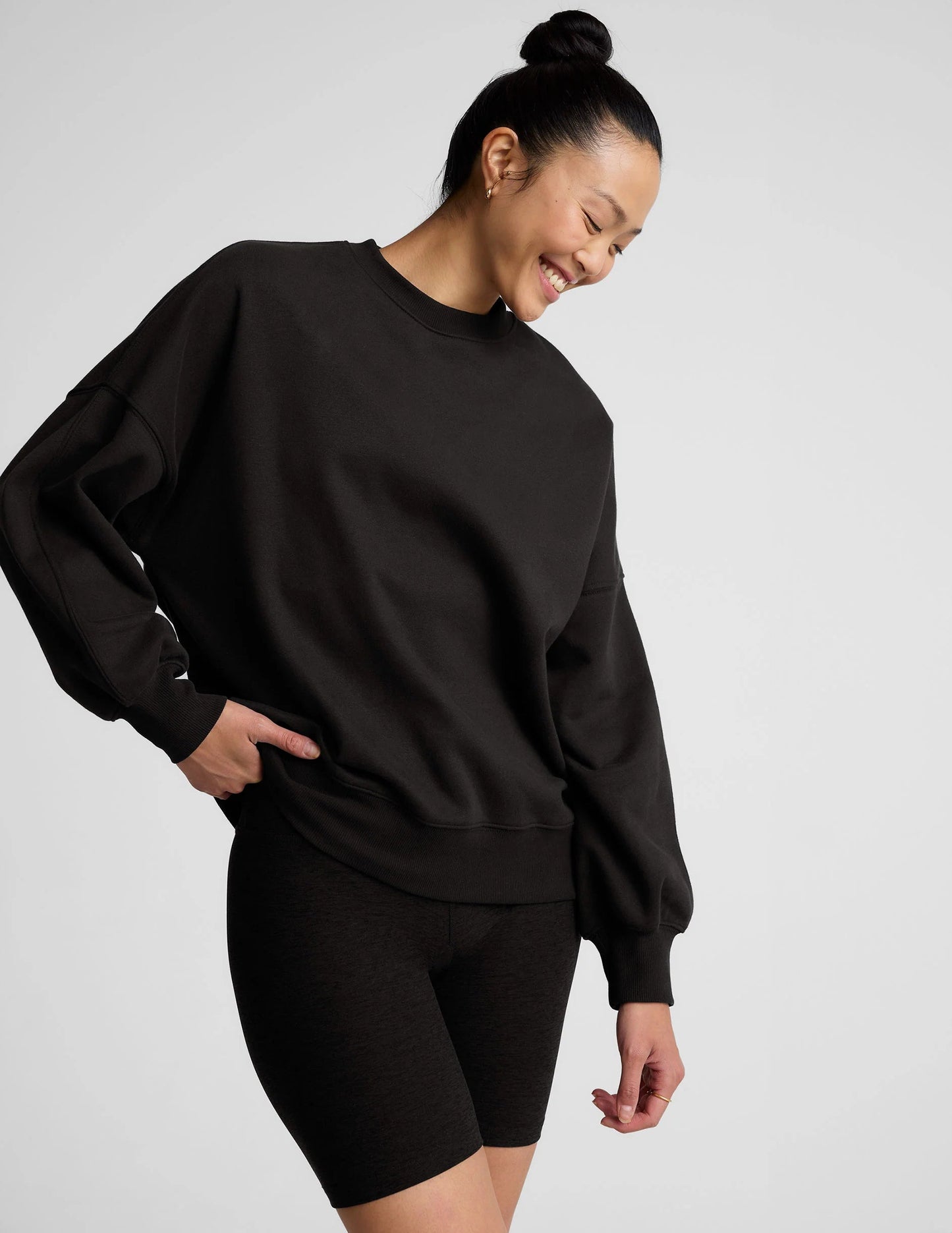 Luxefleeced Oversized Sweatshirt - Black