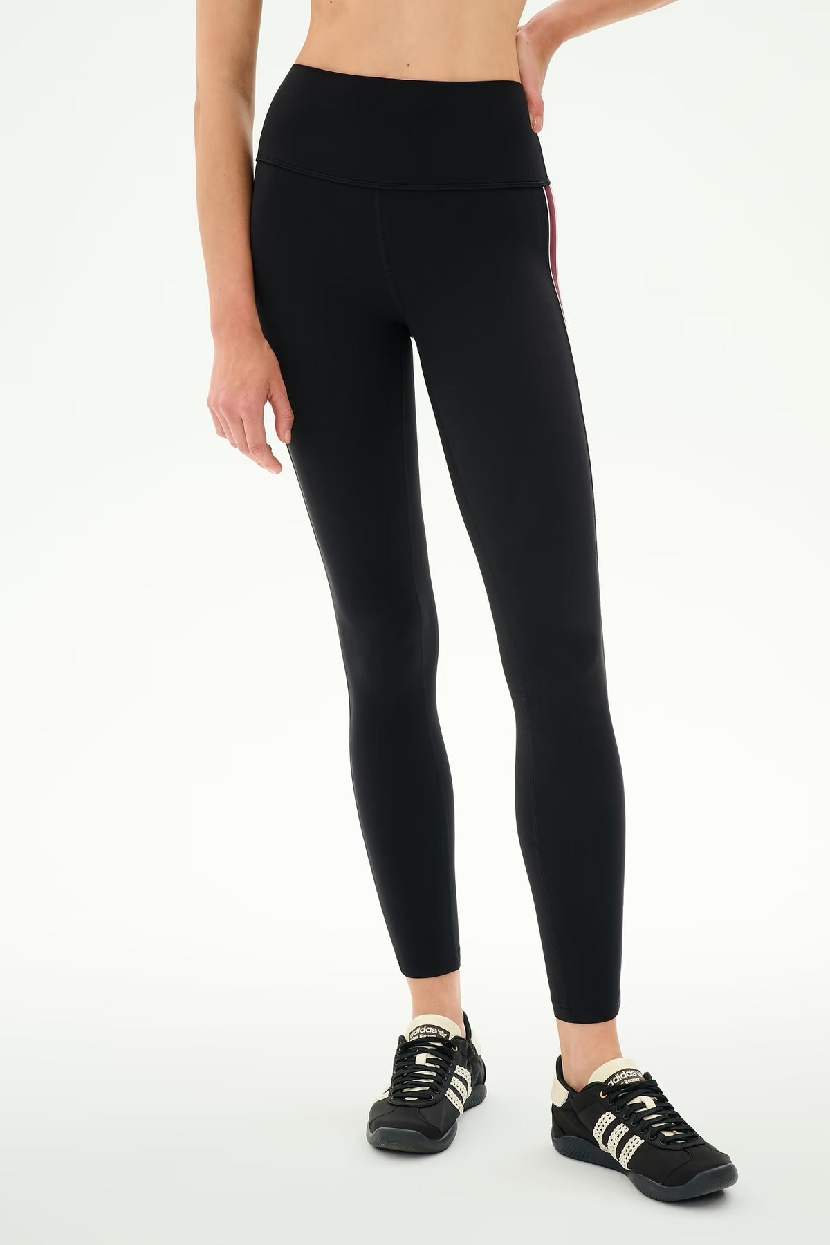 Margot Rigor Legging - Black/Dark Cherry