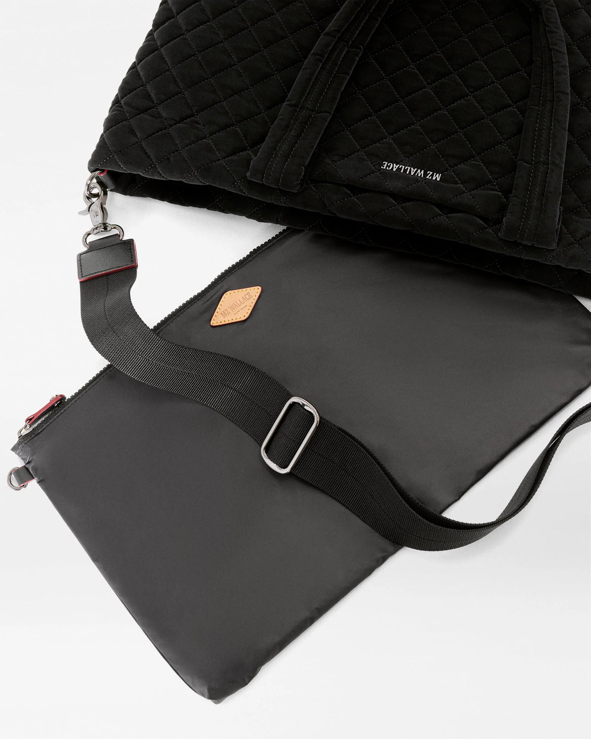 Metro Tote M - Velvet