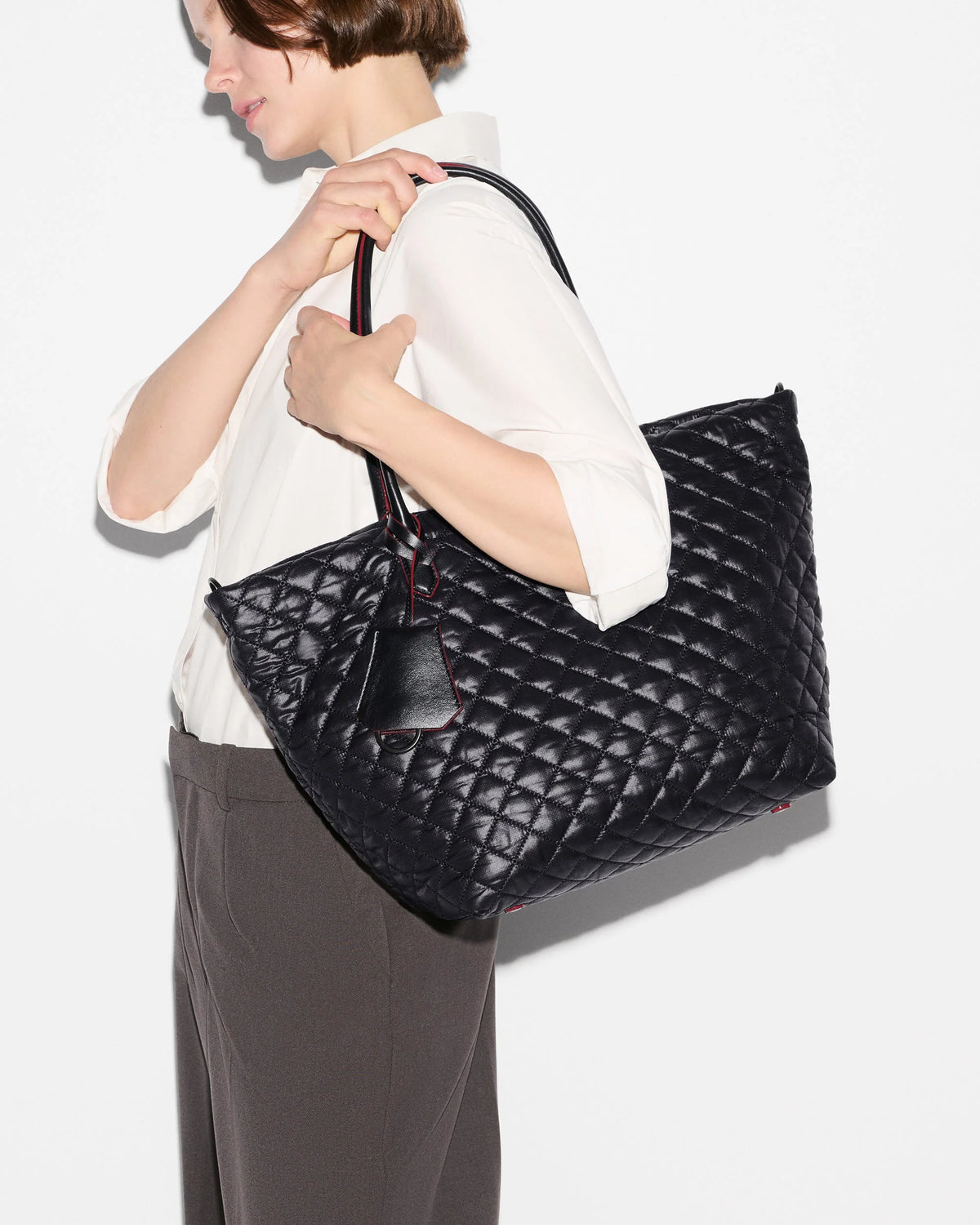 Medium Daily Tote - Black