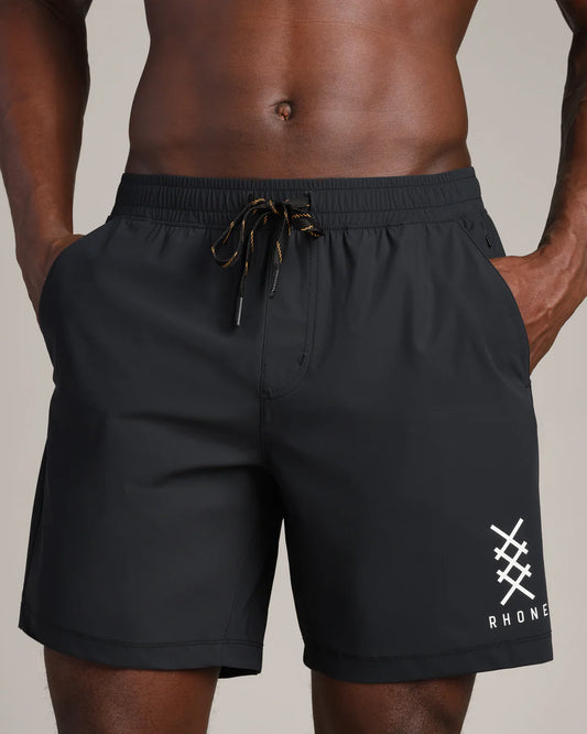 Pursuit Graphic Short - Black