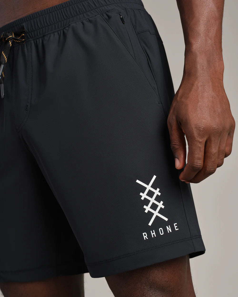 Pursuit Graphic Short - Black