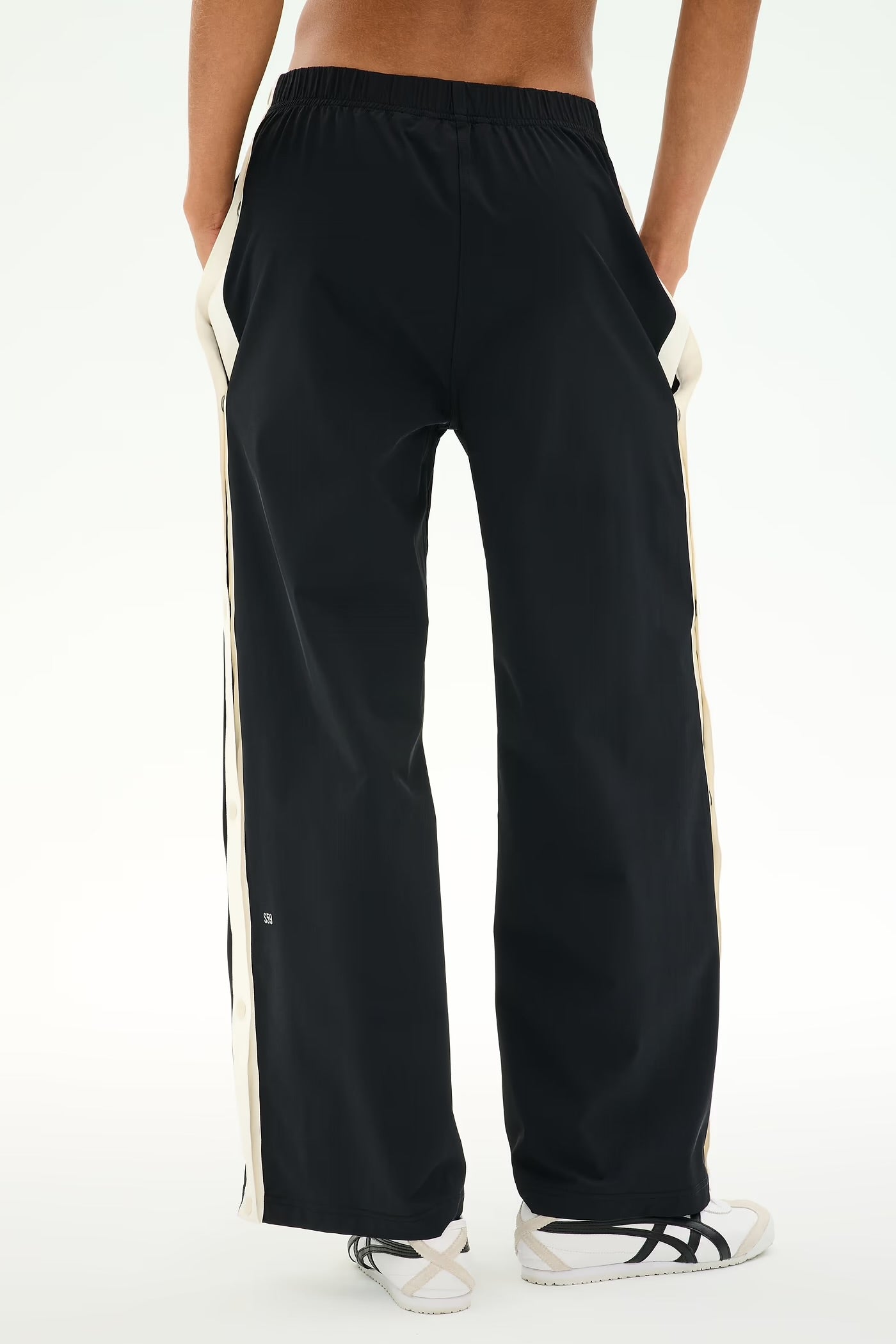 Jordan Nylon Tearaway - Black/Creme