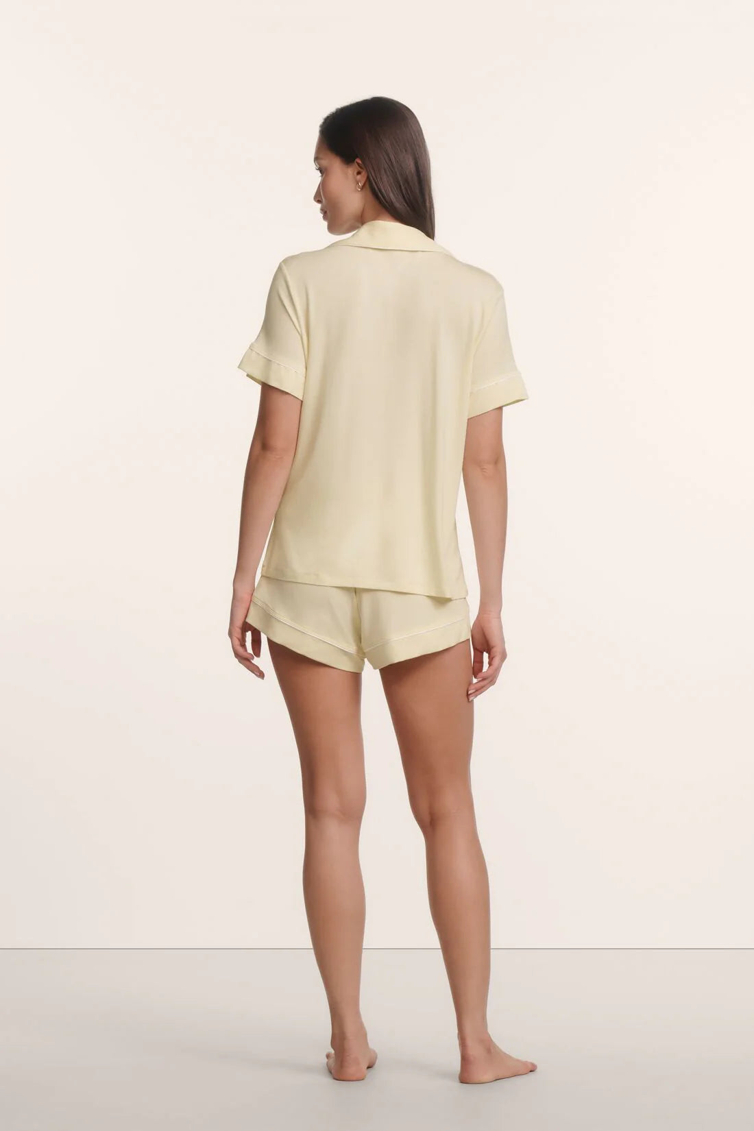 Gisele Relaxed Short - Buttercream