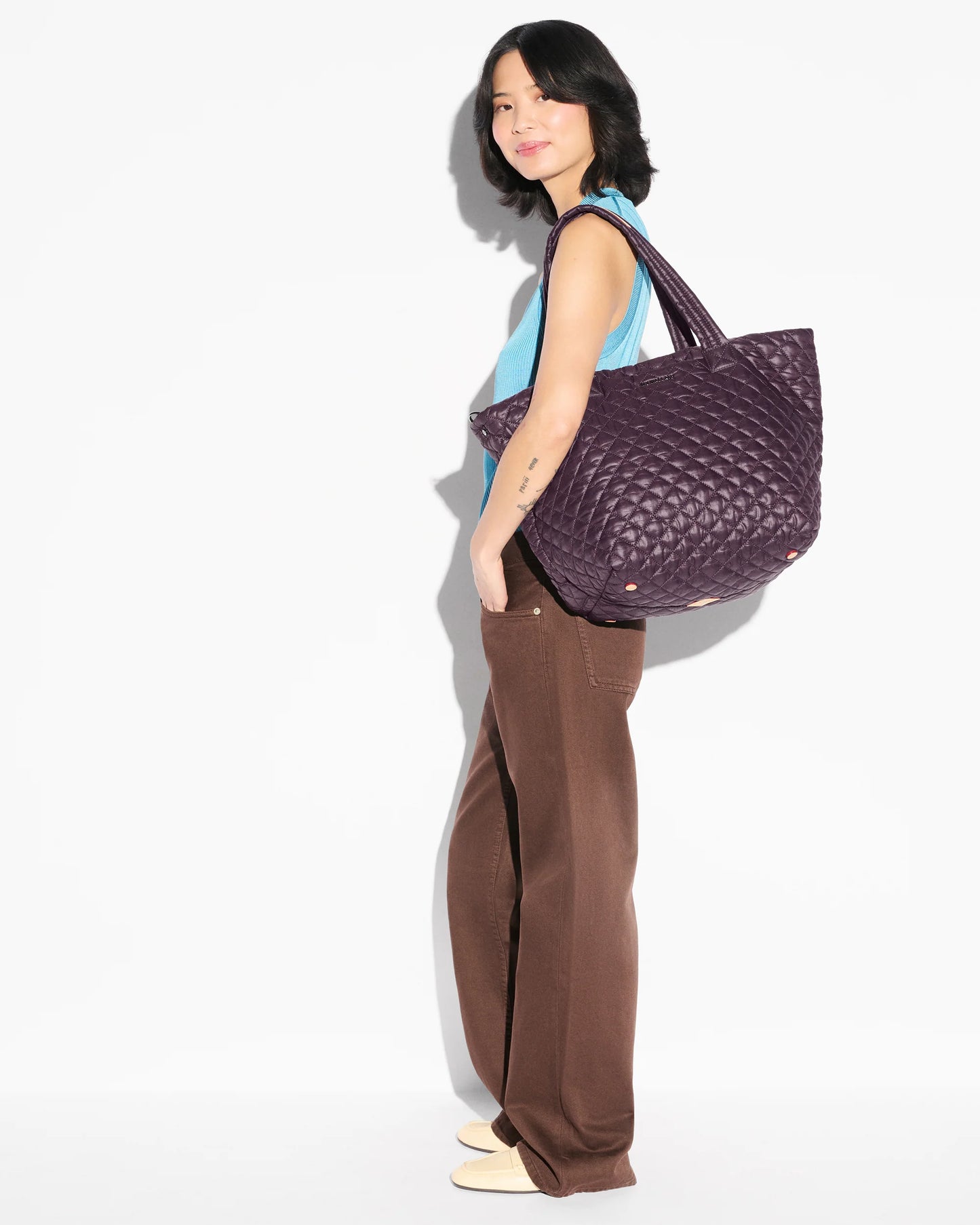 Metro Tote M - Raisin
