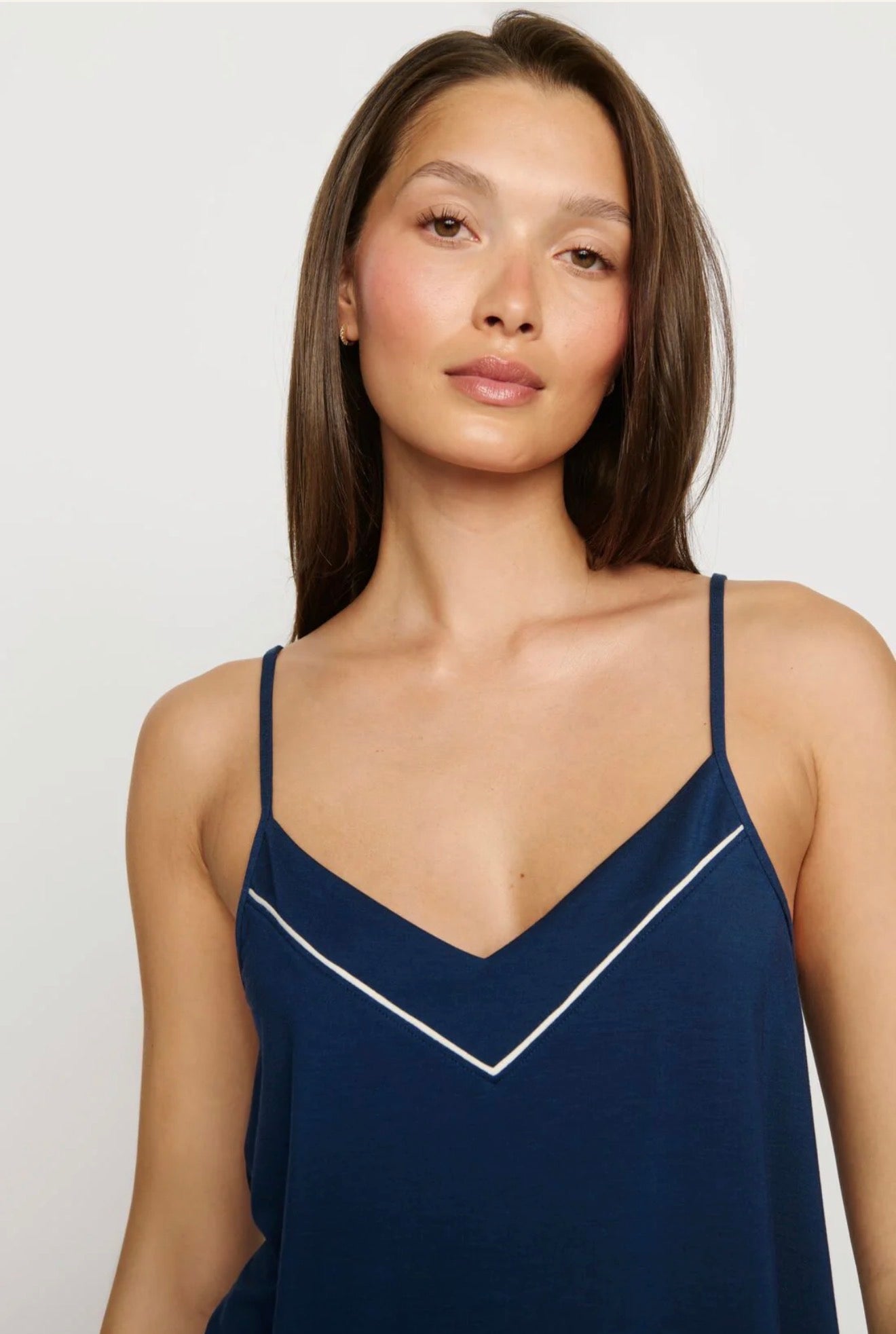 Gisele V Neck - Navy/Ivory