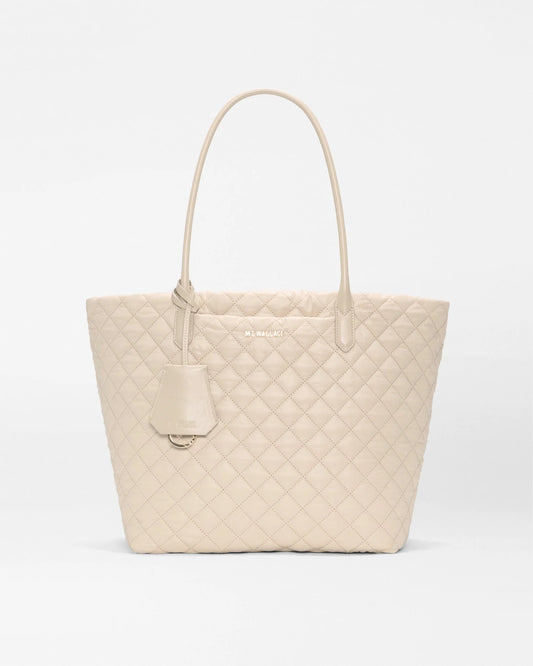 Medium Daily Tote - Sand