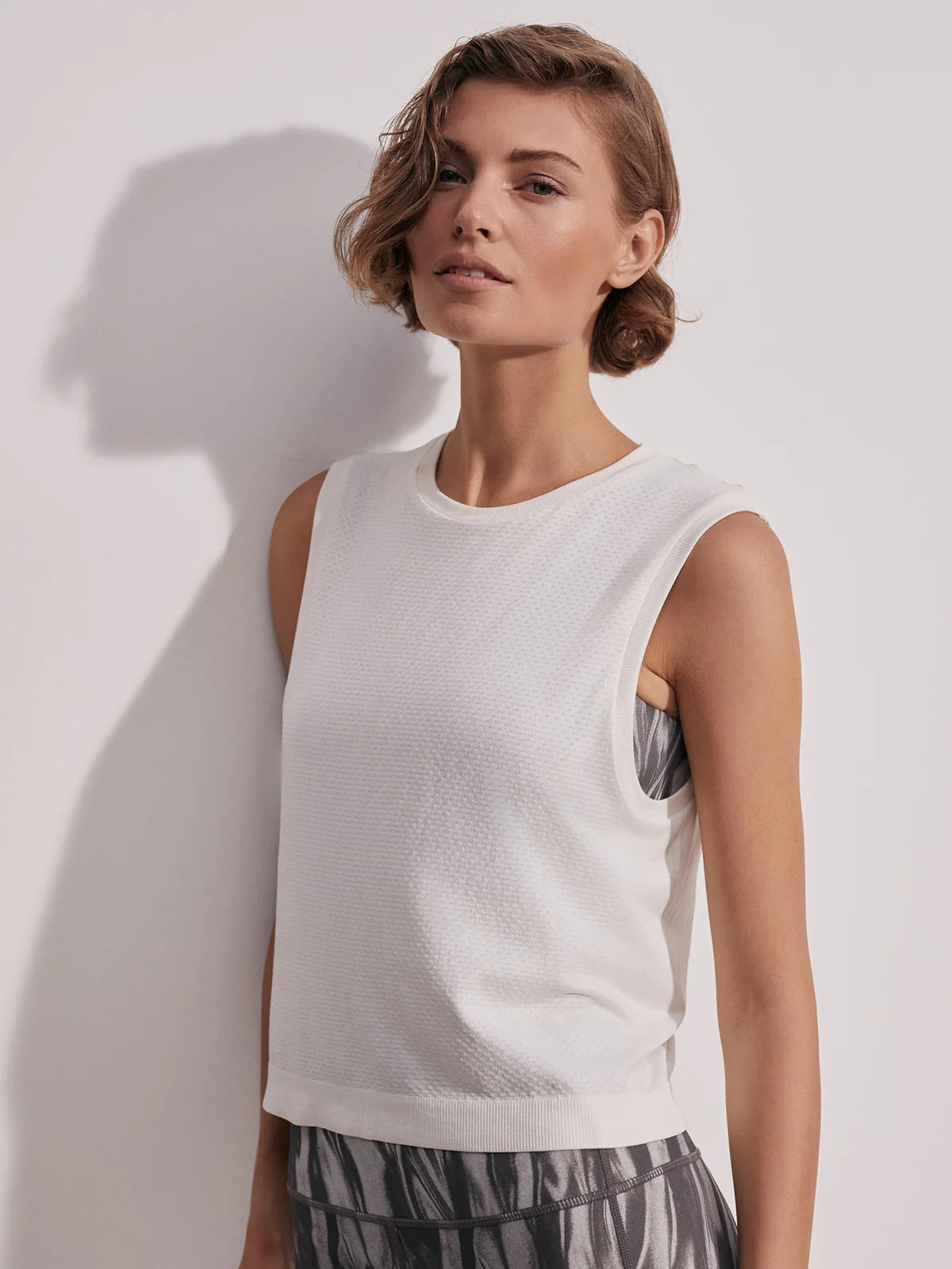 Page Seamless Cropped Tank - White