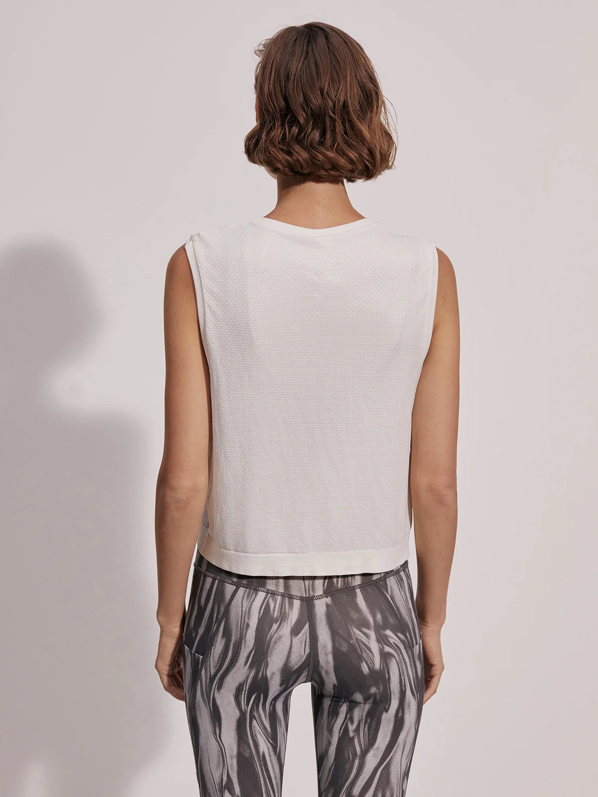 Page Seamless Cropped Tank - White