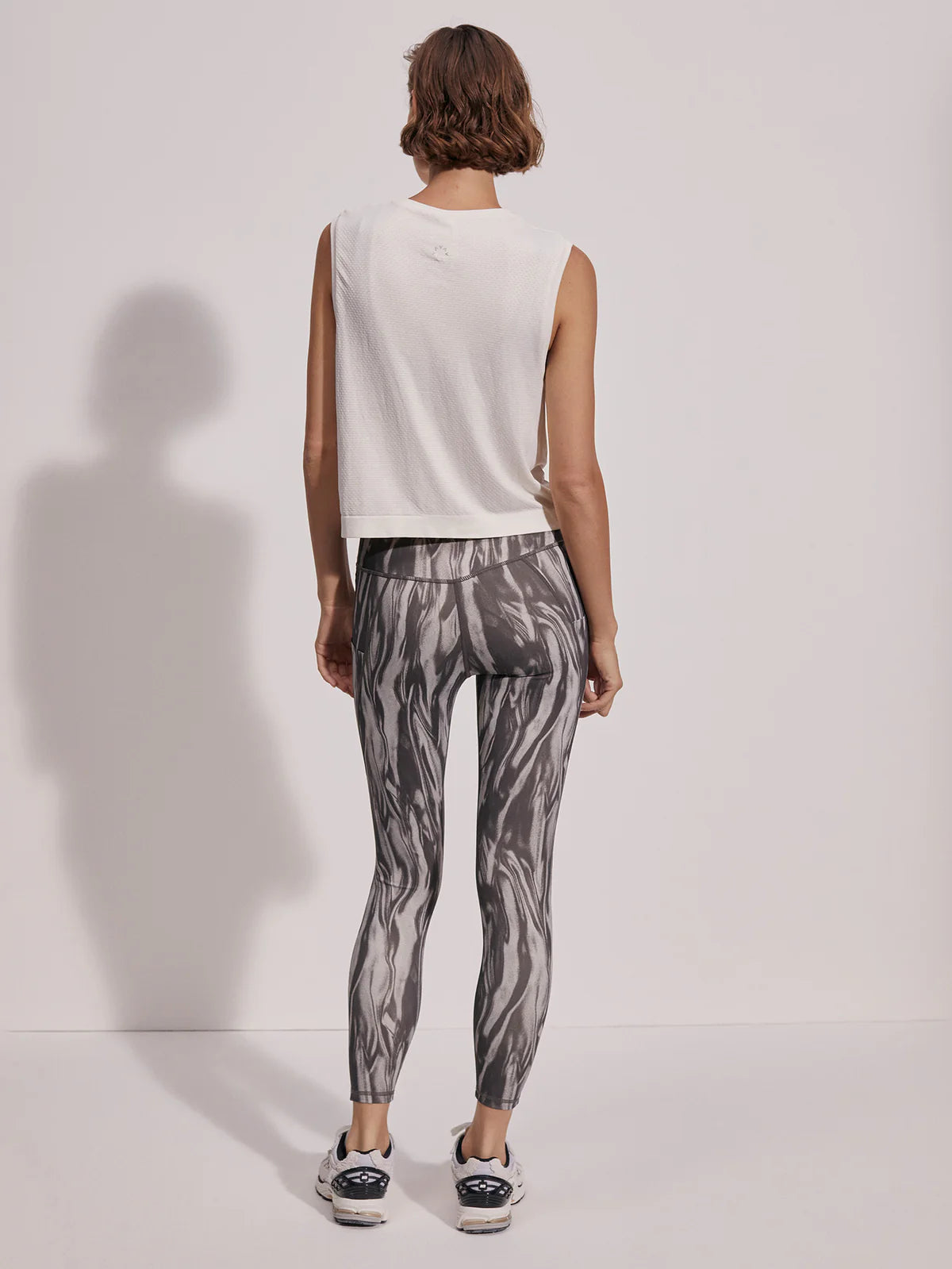 Page Seamless Cropped Tank - White