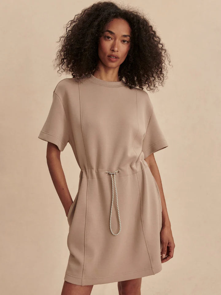 Maple Dress 2.0 - Light Taupe
