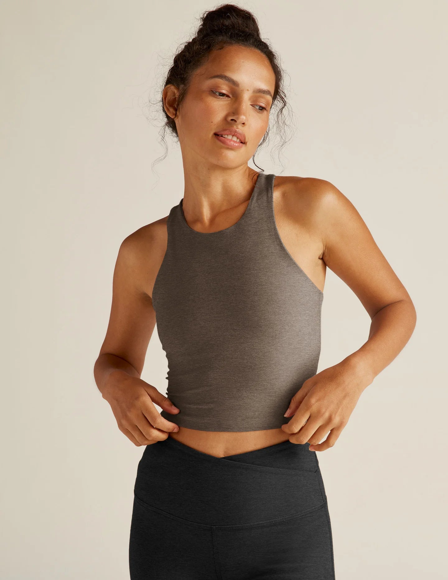 Refocus Cropped Tank - Soft Umber