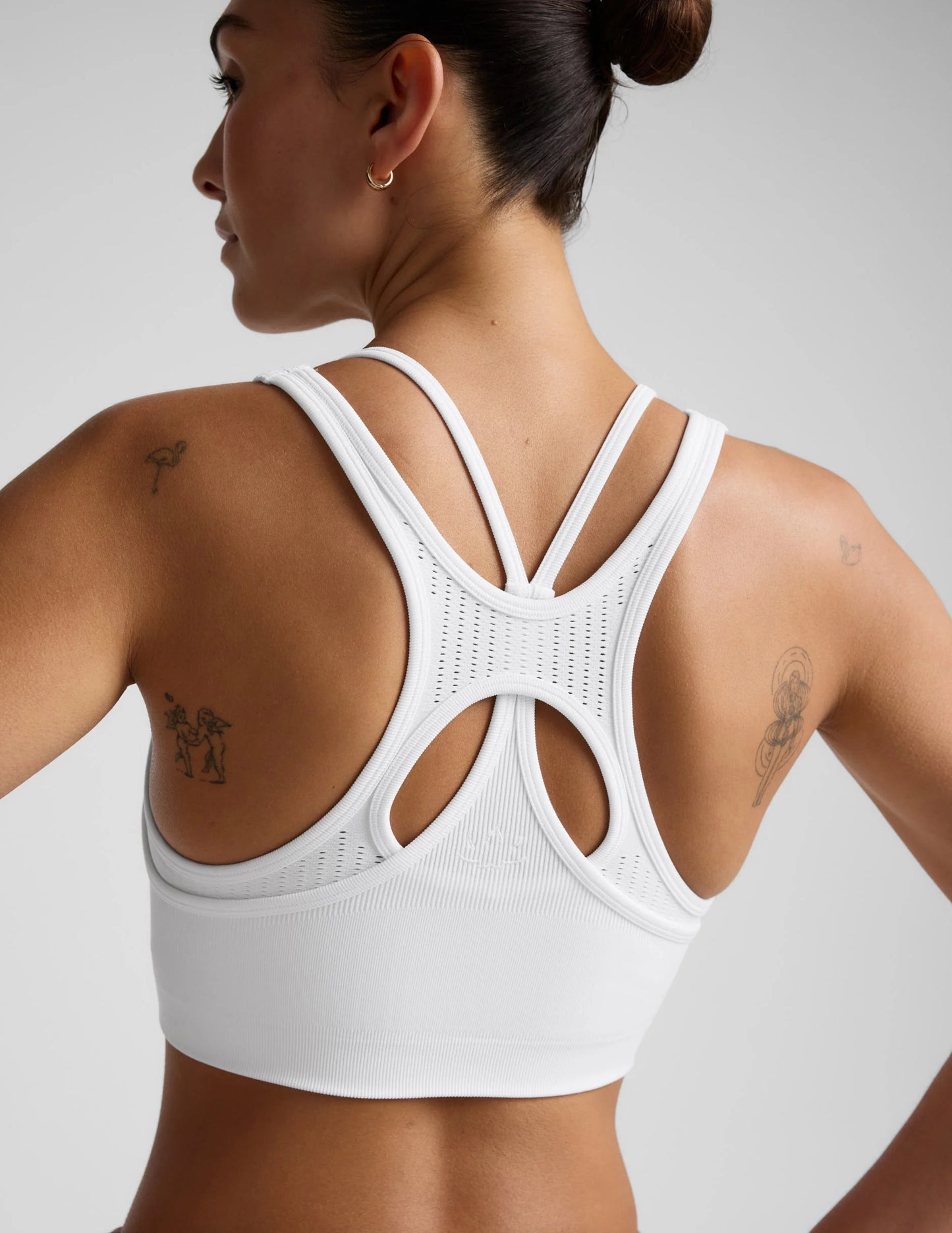 Seamless Moves Layers Bra - White