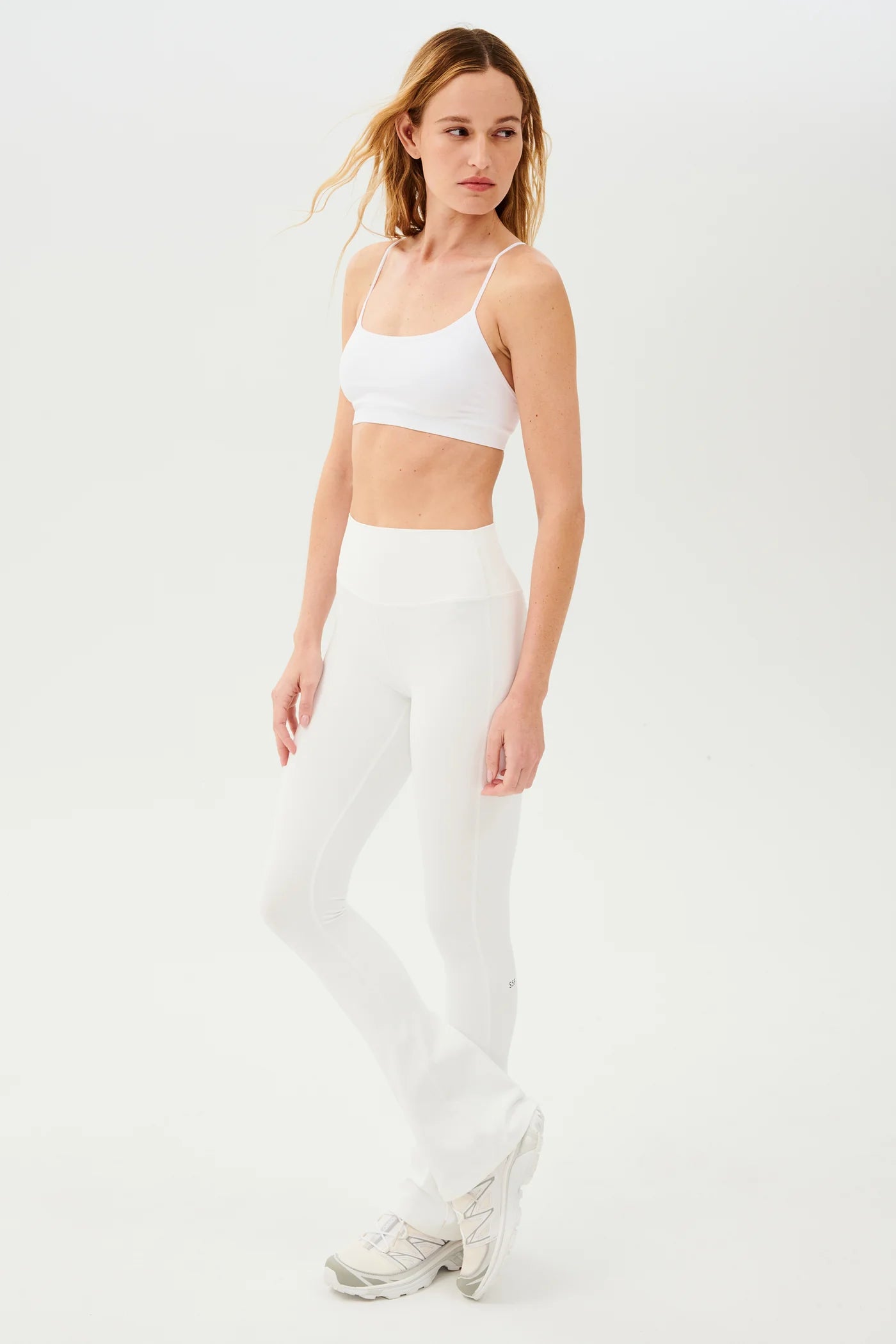 Raquel HW Flare - White