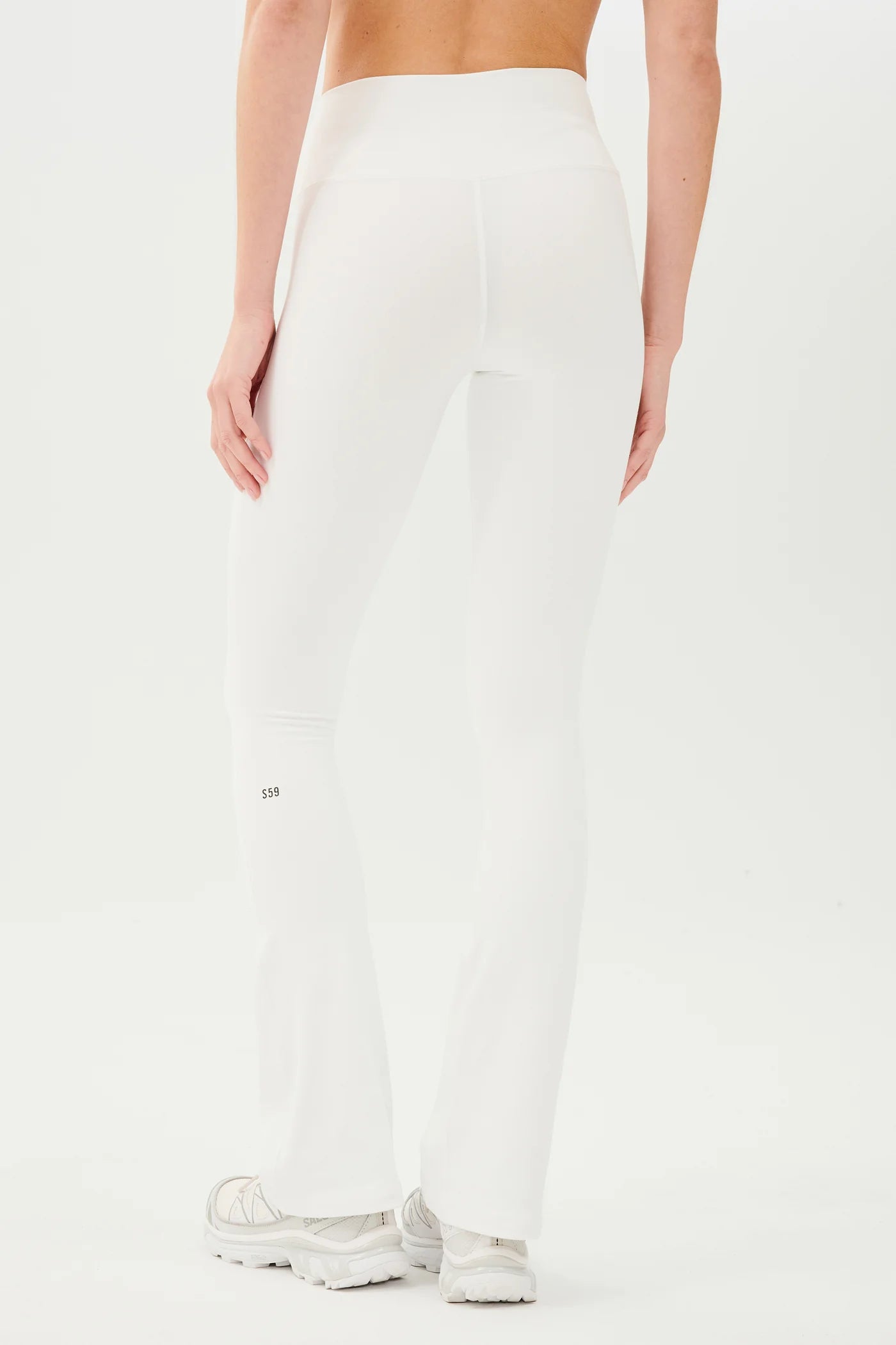 Raquel HW Flare - White