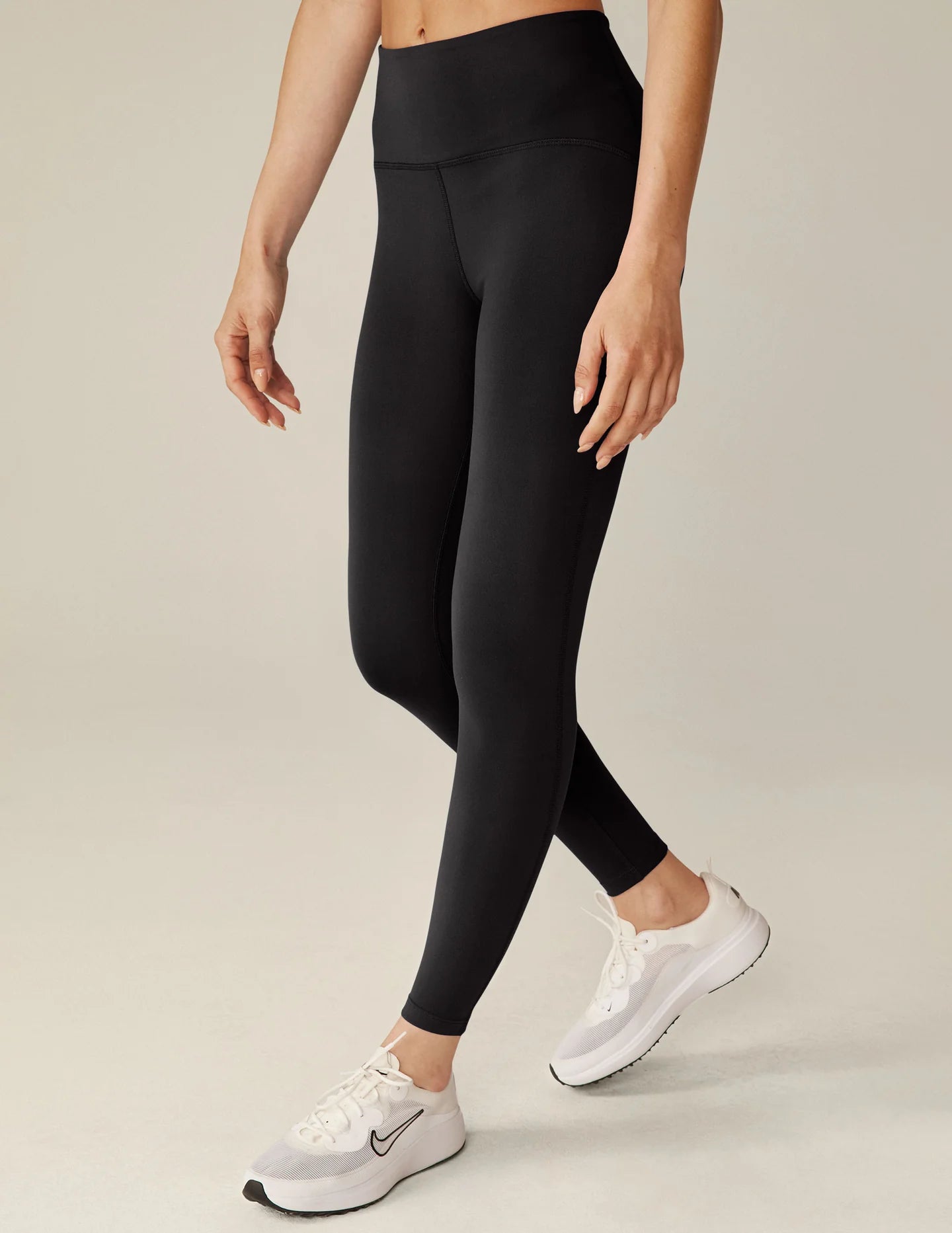 Powerbeyond Strive Midi Legging - Black