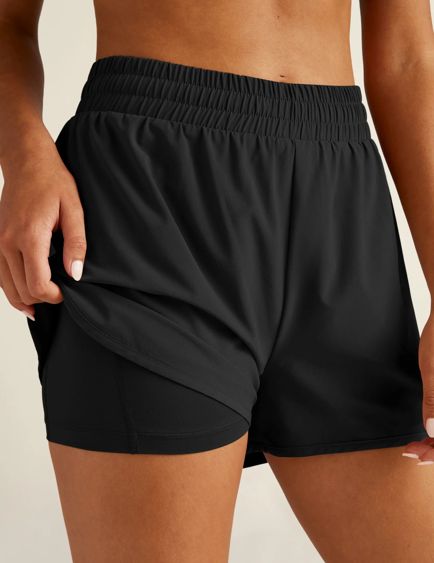 In Stride Lined Short - Black