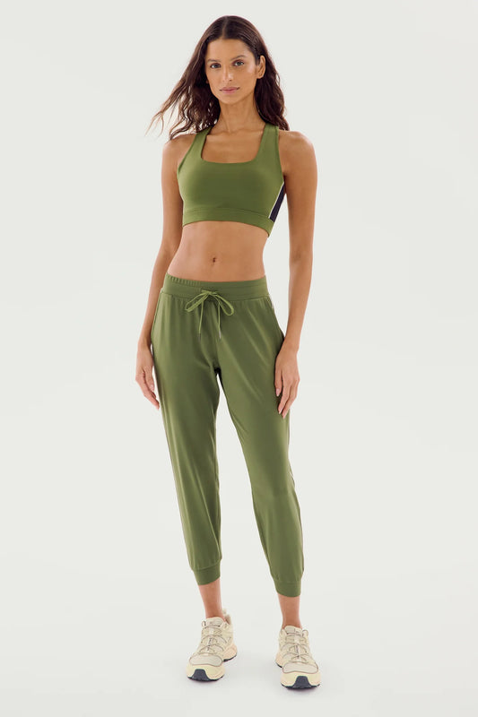 Airweight Jogger w/ Piping - Olive