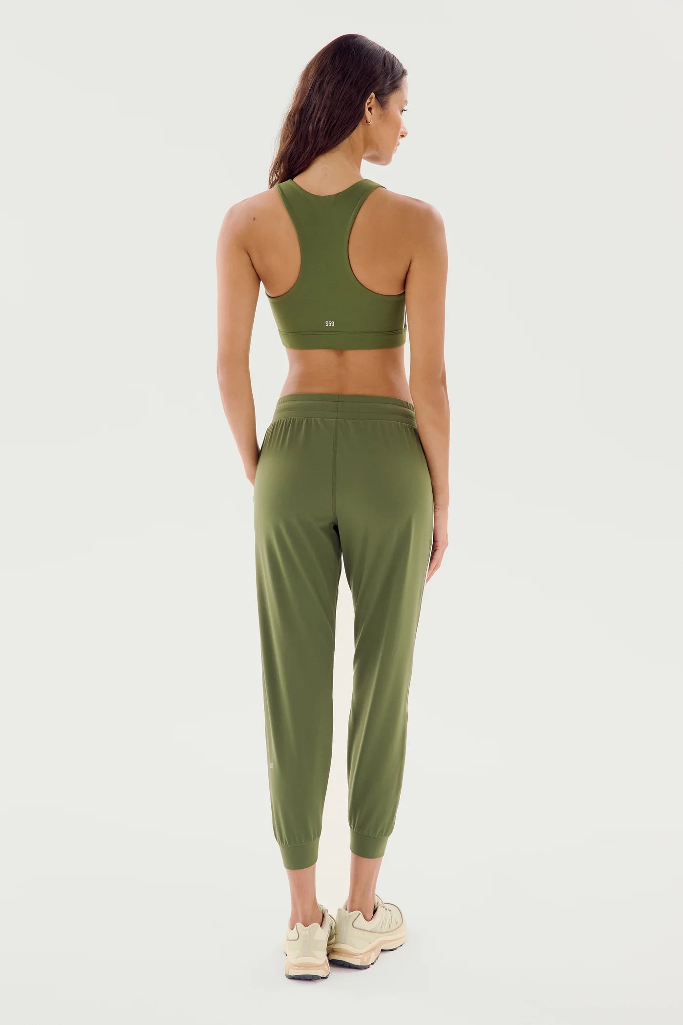 Airweight Jogger w/ Piping - Olive