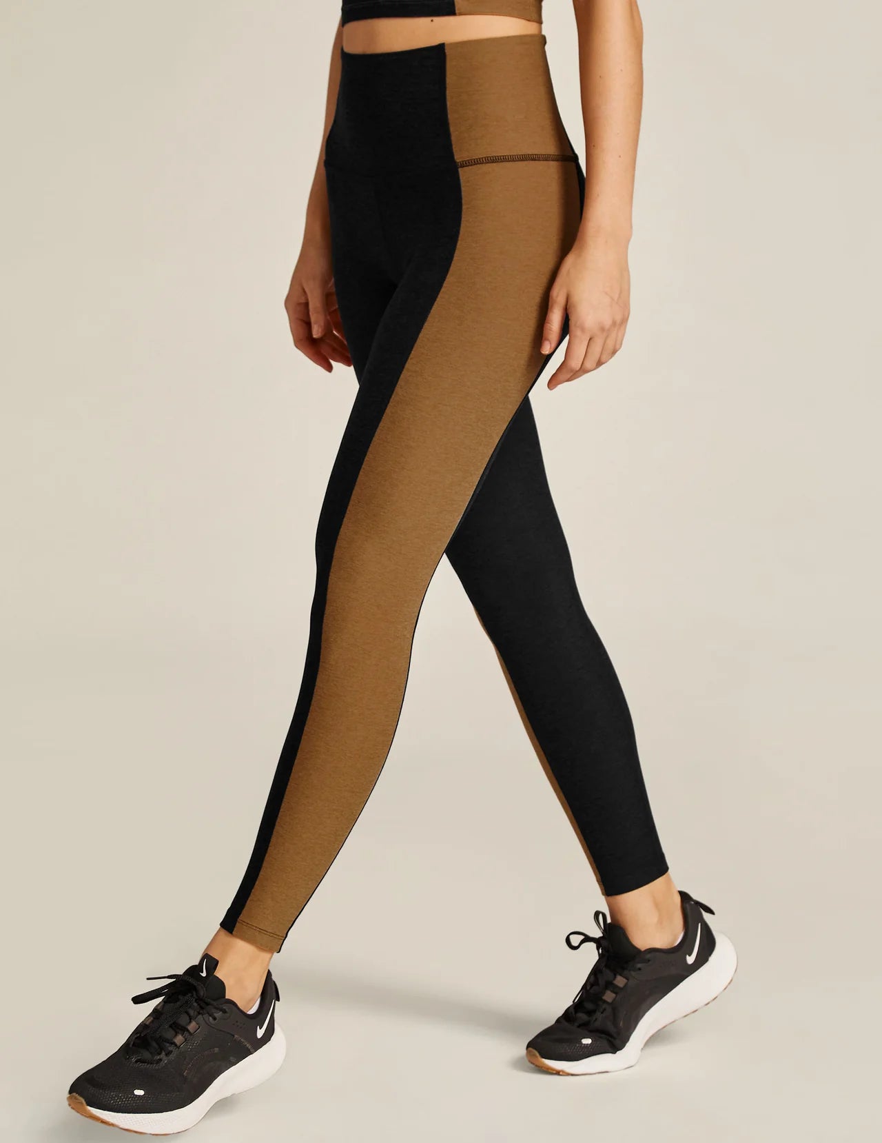 Vitality Colorblock Legging - Darkest Night/Caramel