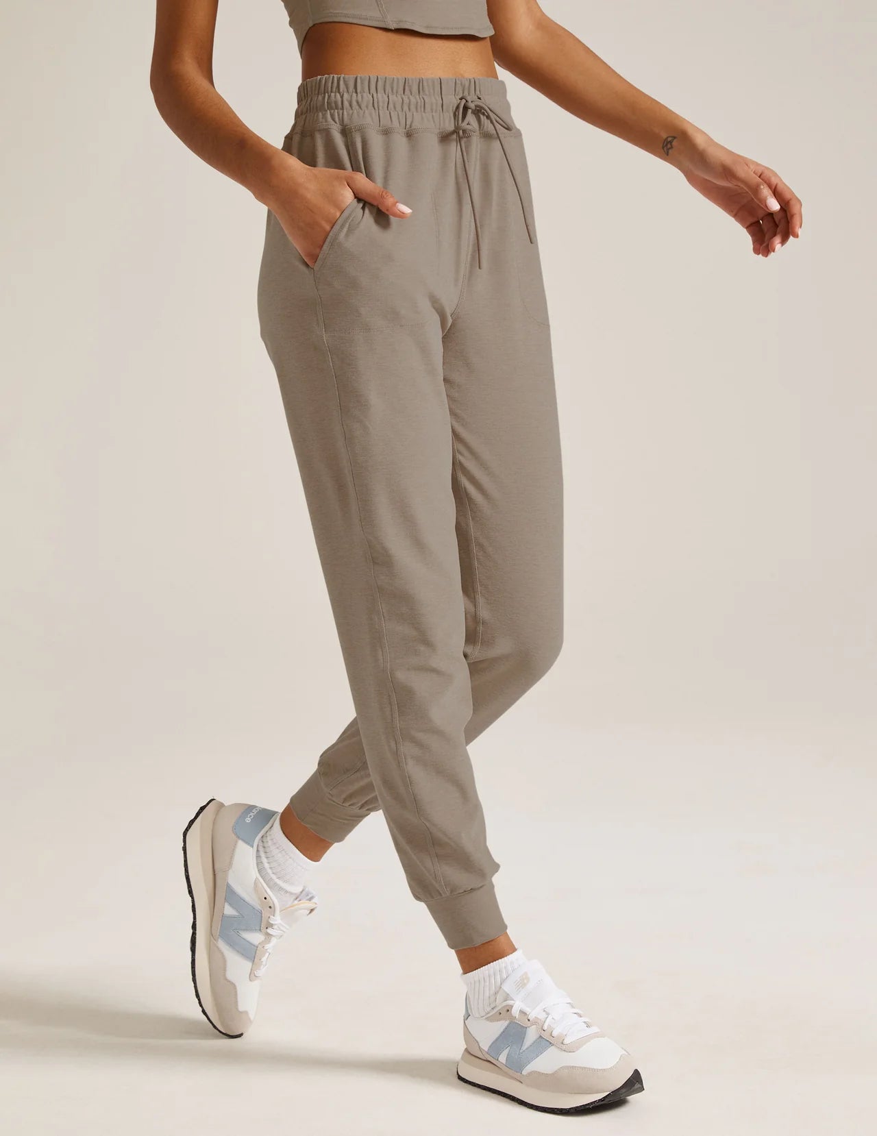 Commuter Midi Jogger - Birch