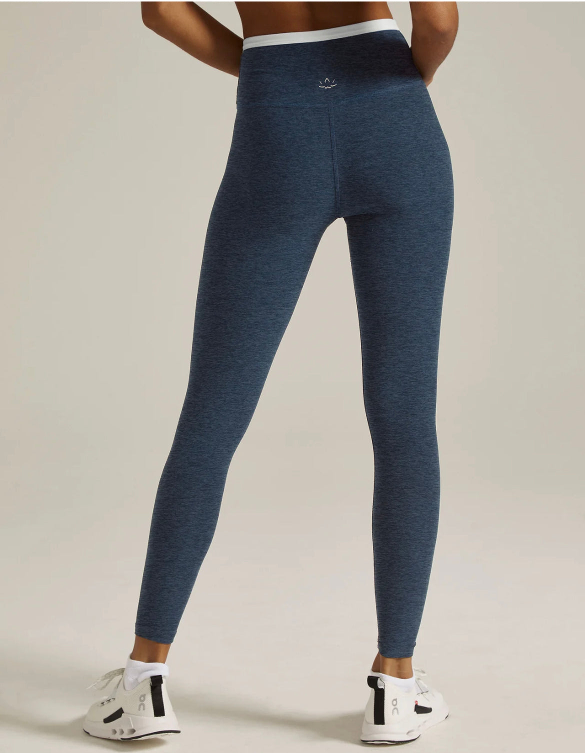 Outlines Midi Legging - Nocturnal Navy/White