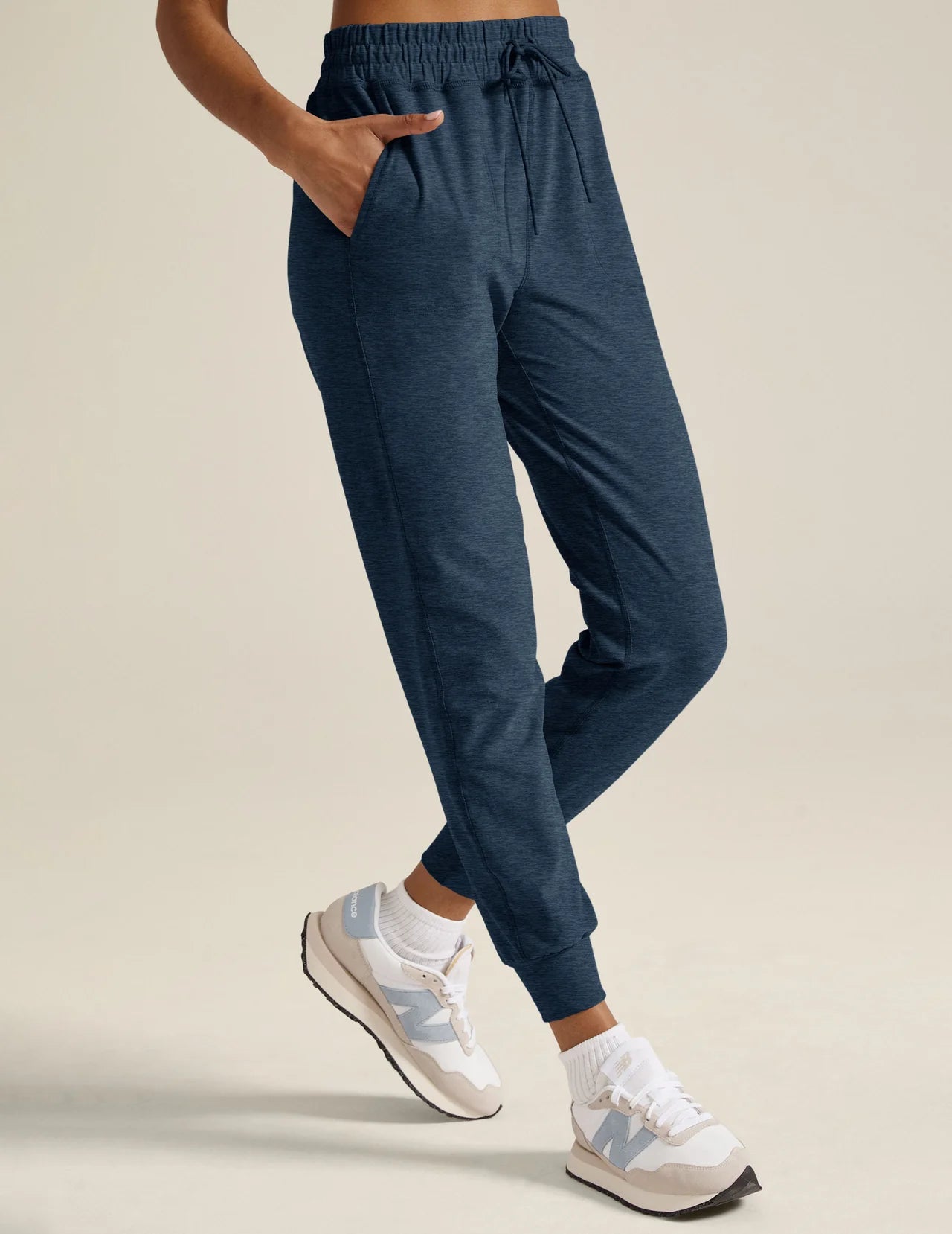 Commuter Midi Jogger - Navy