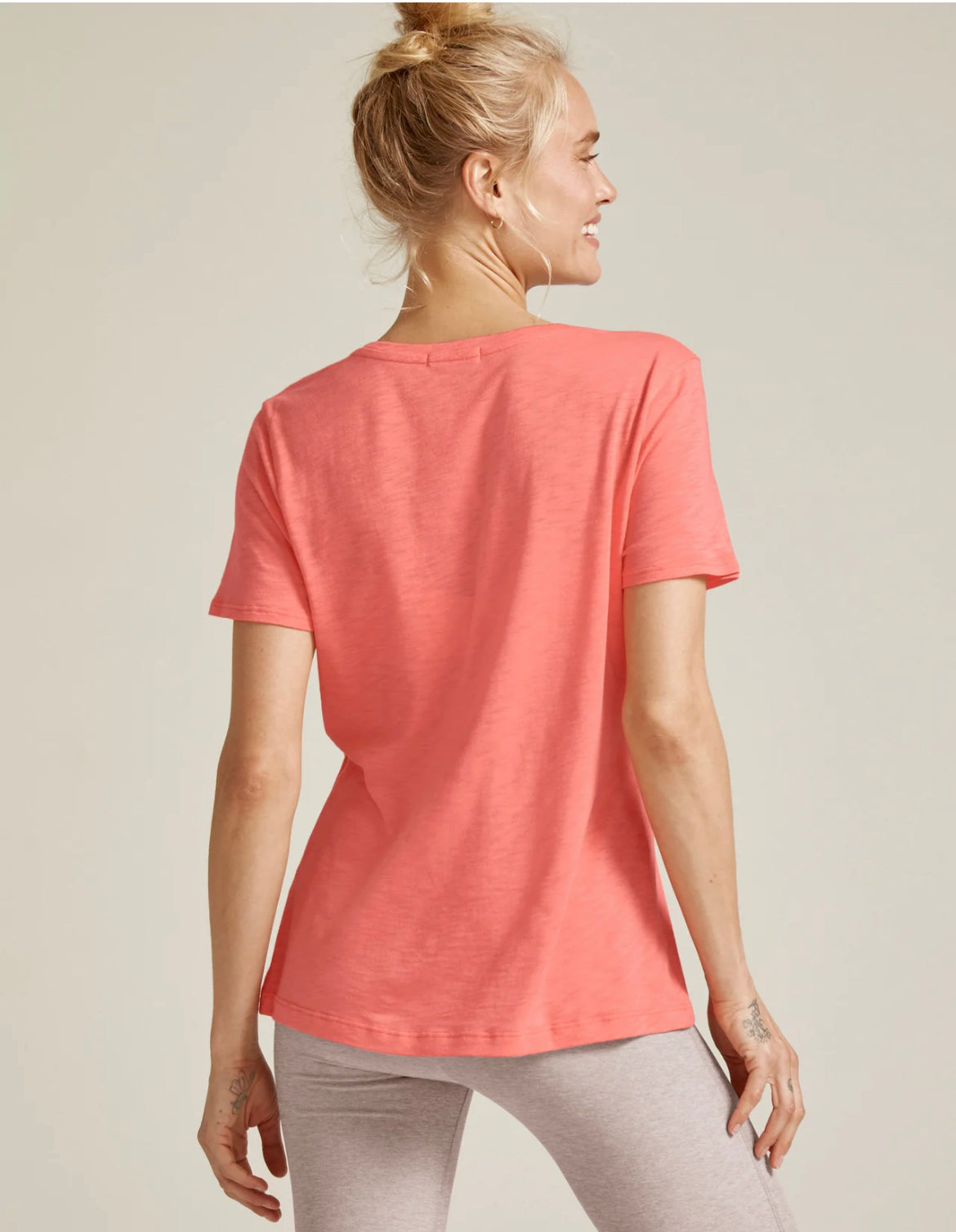 Signature V Neck Tee - Peach