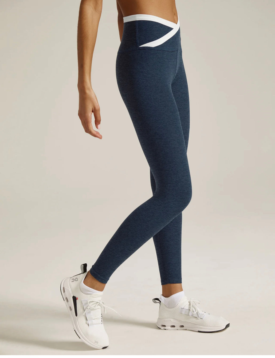 Outlines Midi Legging - Nocturnal Navy/White